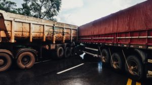 Experienced Truck Accident Attorney for Tractor-Trailer Accidents caused by negligent driver near The Bronx, NY area